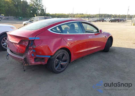 2018 Tesla Model 3 Long Range/Mid Range из США, поврежденный, VIN 5YJ3E1EA0JF153910